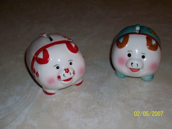 Number Two played with the piggy banks while I made dessert. 